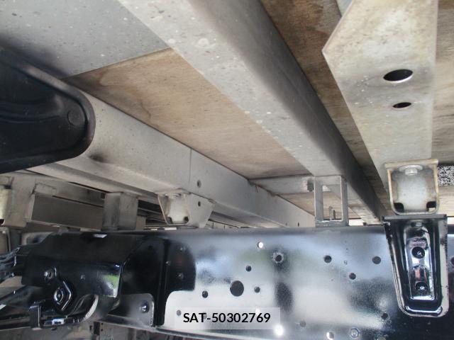 Hino DUTRO 2018-06 8545551-3