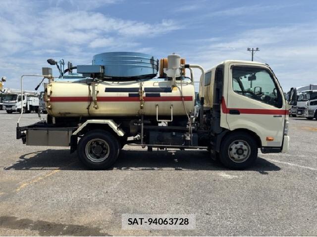 Hino DUTRO 2014 8546188-12