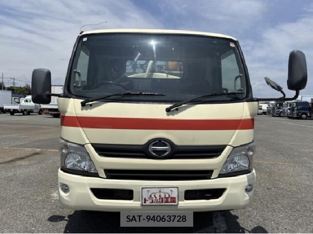 Hino DUTRO 2014 8546188-13