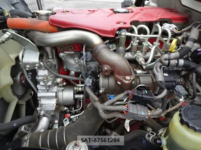 Hino DUTRO 2021-02 8546370-7