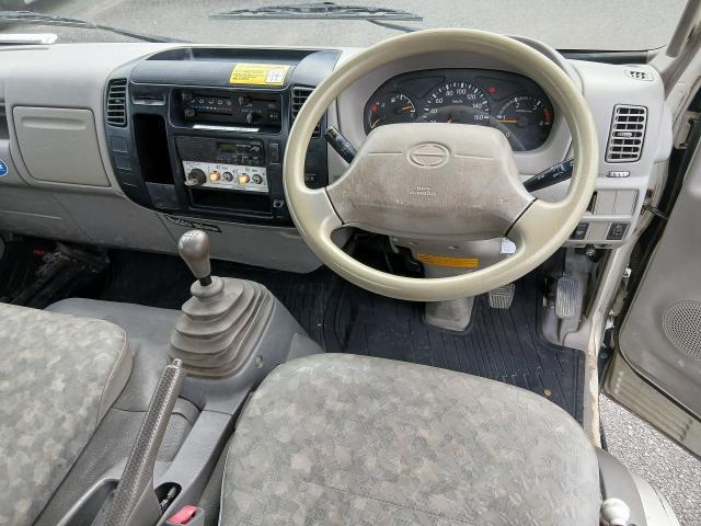Hino DUTRO 2010-01 8547747-2