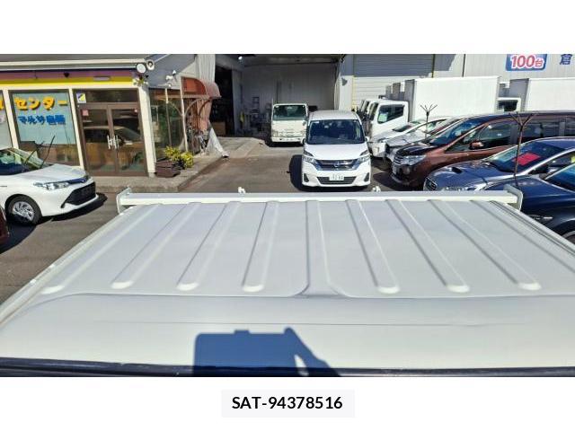 Hino DUTRO 2019-10 8548531-6