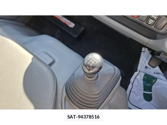 Hino DUTRO 2019-10 8548531-9