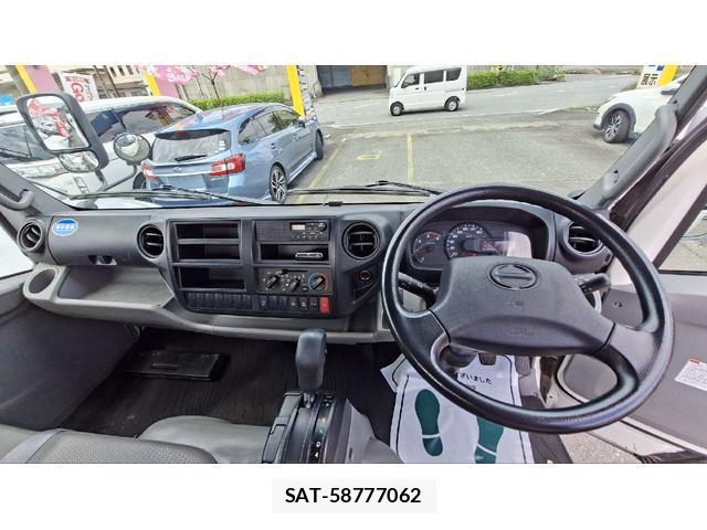Hino DUTRO 2013-10 8548534-1