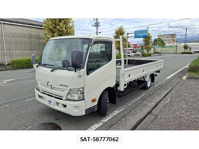 Hino DUTRO 2013-10 8548534-12