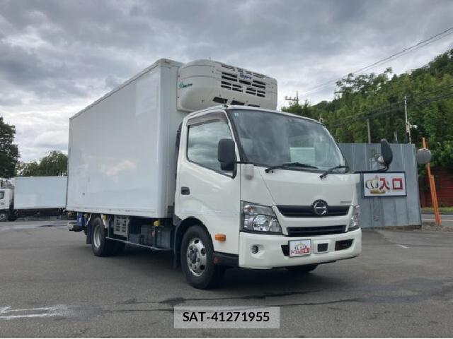 Hino DUTRO 2018 8548700-3