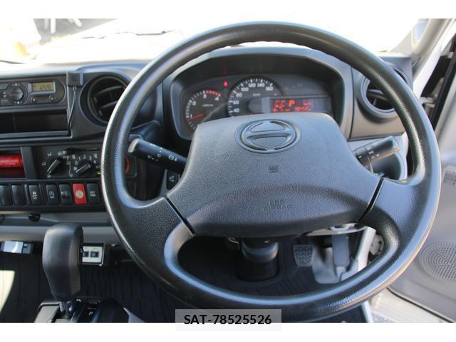 Hino DUTRO 2016-10 8548742-9