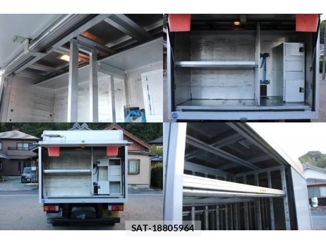 Hino DUTRO 2013-04 8548752-14