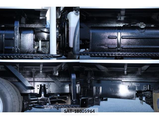 Hino DUTRO 2013-04 8548752-18