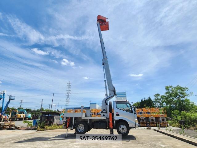 Hino DUTRO 2009 8549224-6