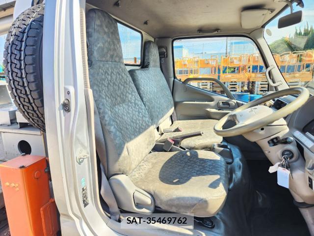 Hino DUTRO 2009 8549224-8
