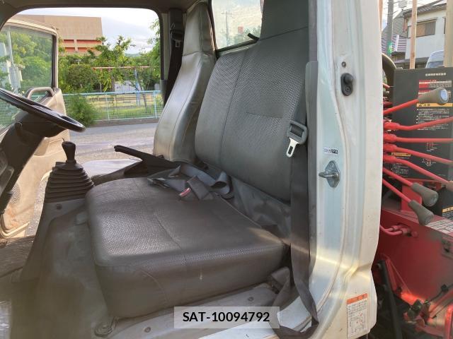 Hino DUTRO 2013 8549229-6