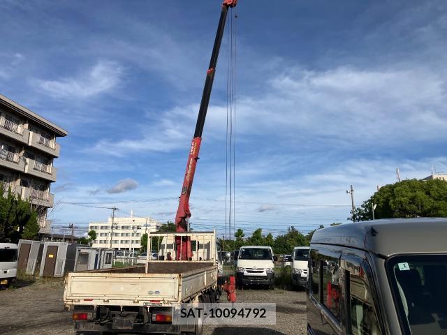 Hino DUTRO 2013 8549229-7