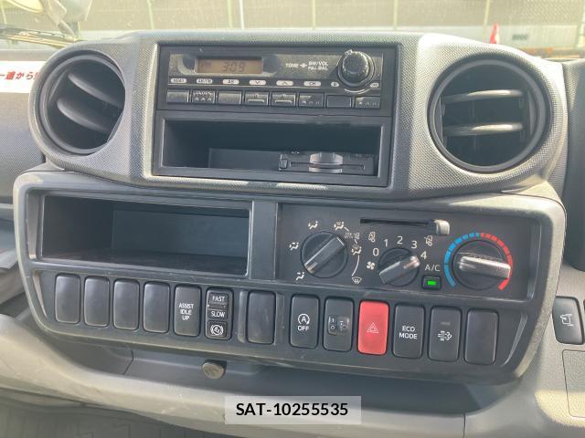 Hino DUTRO 2013 8549230-5