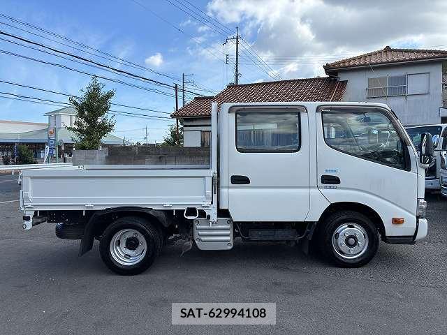 Hino DUTRO 2019-10 8551611-4
