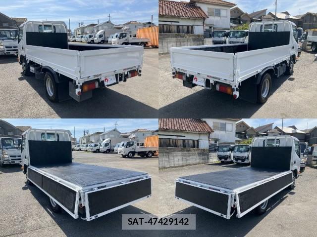 Hino DUTRO 2019-07 8551613-4