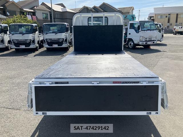 Hino DUTRO 2019-07 8551613-7