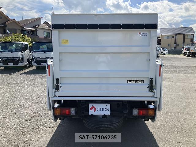 Hino DUTRO 2021-09 8551615-7
