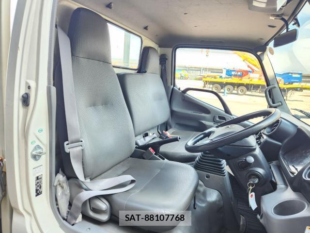 Toyota DYNA TRUCK 2013 8549222-2