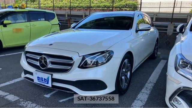 Mercedes Benz E-CLASS 2018-03 8550258-0