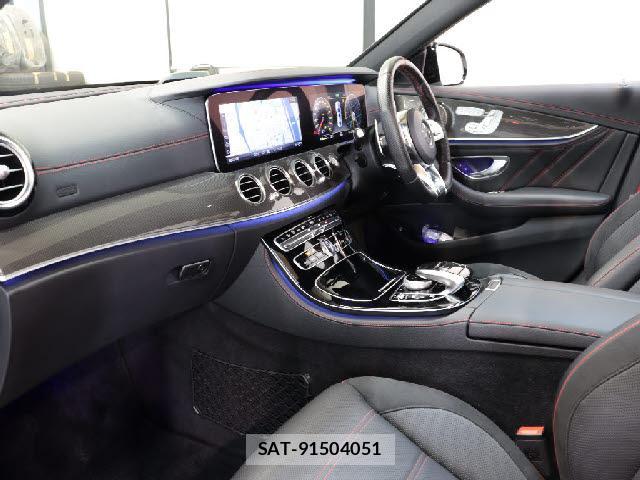 Mercedes Benz E-CLASS 2019-01 8547303-2
