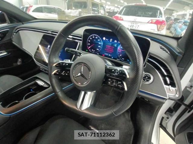 Mercedes Benz E-CLASS 2024-11 8547813-2
