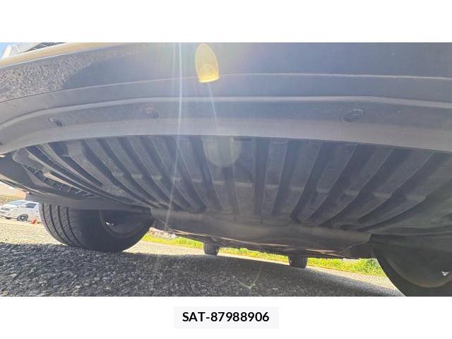 Mercedes Benz E-CLASS 2013 8548848-12
