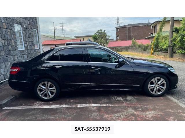 Mercedes Benz E-CLASS 2011 8548870-2