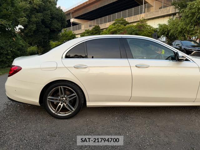 Mercedes Benz E-CLASS 2018-03 8549884-10