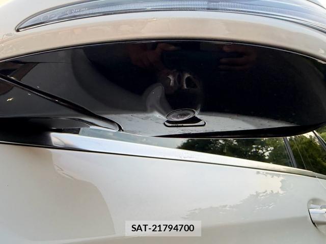 Mercedes Benz E-CLASS 2018-03 8549884-9