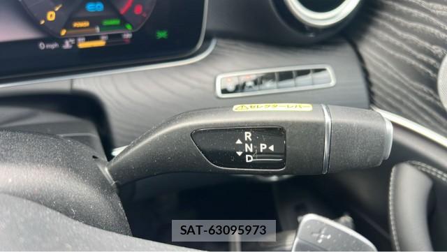 Mercedes Benz E-CLASS 2019-08 8550310-14