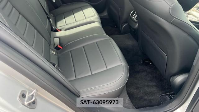 Mercedes Benz E-CLASS 2019-08 8550310-6