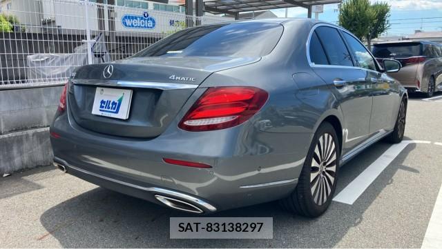 Mercedes Benz E-CLASS 2017-11 8550429-12