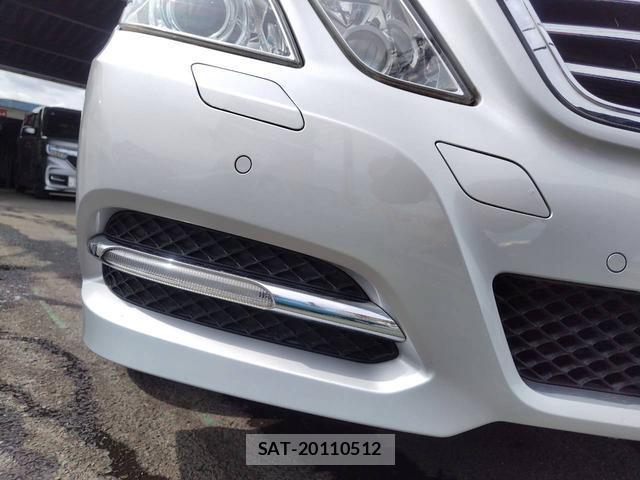 Mercedes Benz E-CLASS 2011-12 8551835-19