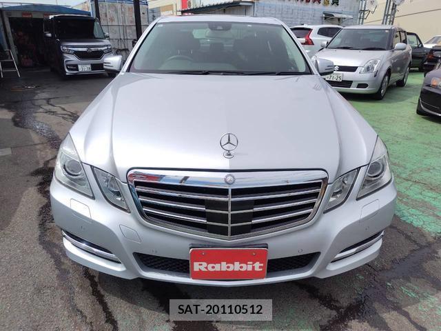 Mercedes Benz E-CLASS 2011-12 8551835-2