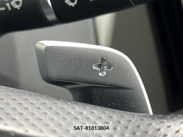 Jaguar E-PACE 2021-07 8547171-12