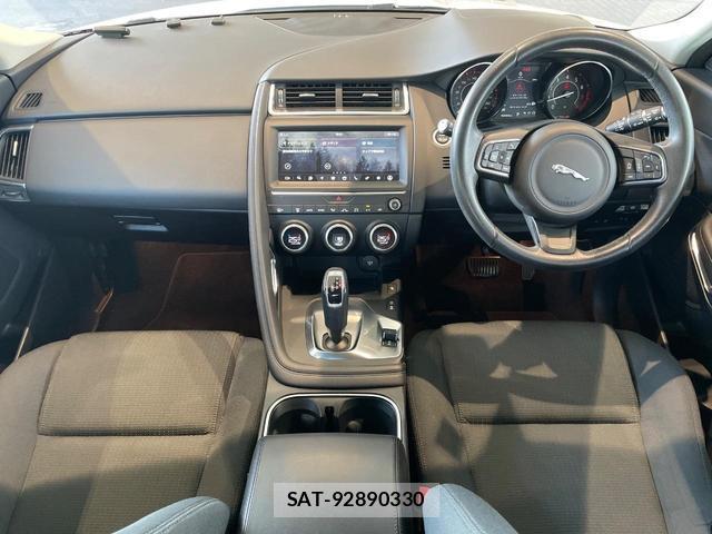 Jaguar E-PACE 2019-03 8551142-1