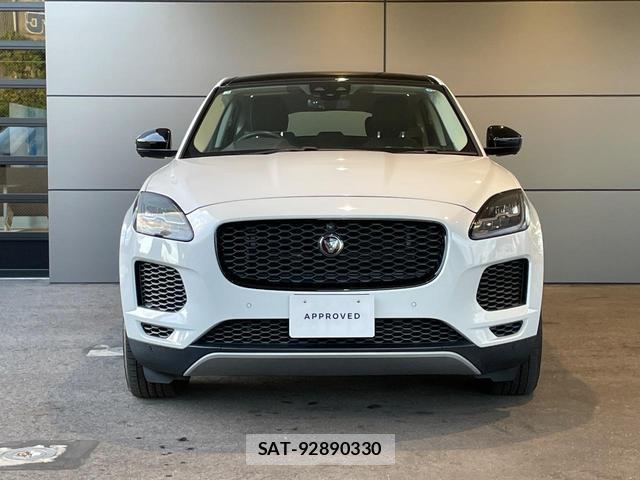 Jaguar E-PACE 2019-03 8551142-3