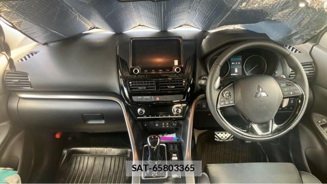 Mitsubishi ECLIPSE CROSS 2023-09 8550278-2