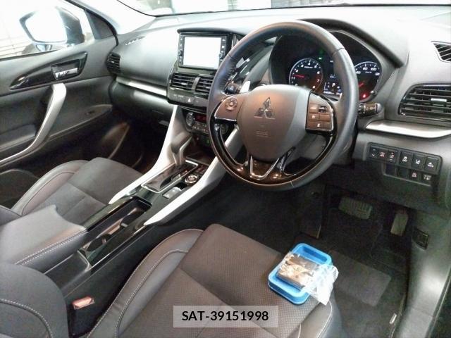 Mitsubishi ECLIPSE CROSS 2021-09 8548301-2