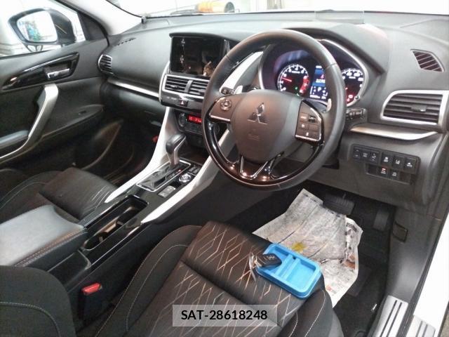 Mitsubishi ECLIPSE CROSS 2020-01 8548303-2