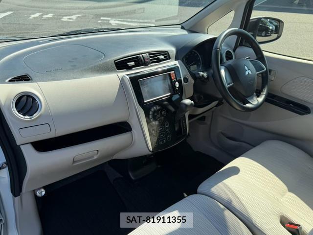 Mitsubishi EK WAGON 2013-09 8546084-14