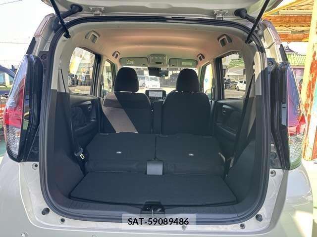 Mitsubishi EK X 2023-06 8549137-8