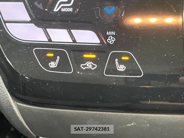 Mitsubishi EK X SPACE 2021-11 8551092-5