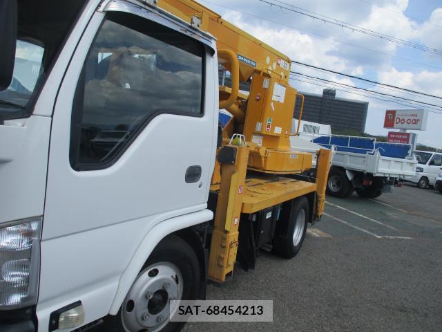 Isuzu ELF TRUCK 2010-06 8545553-10