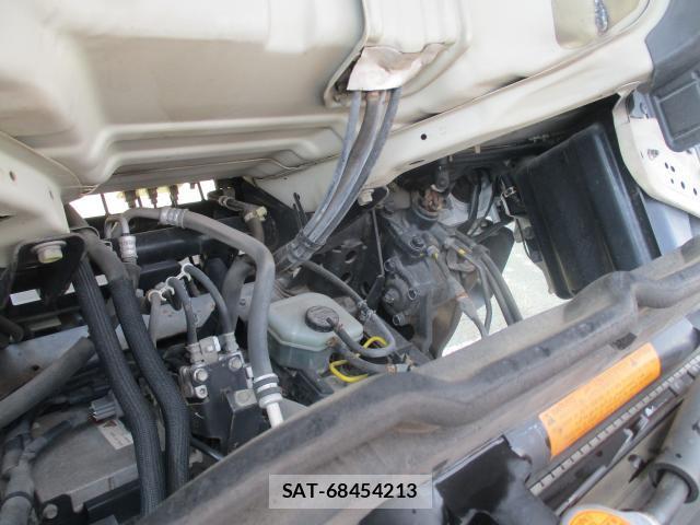 Isuzu ELF TRUCK 2010-06 8545553-6