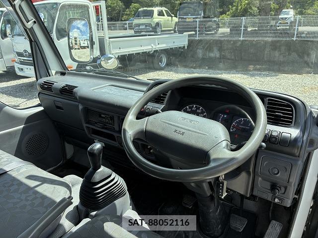 Isuzu ELF TRUCK 2006-04 8546890-11