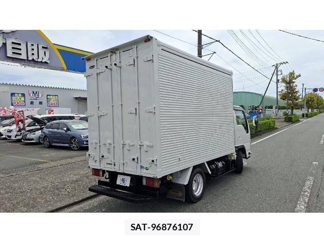 Isuzu ELF TRUCK 2015-06 8548529-10