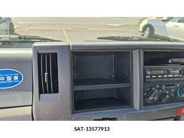 Isuzu ELF TRUCK 2012-05 8548530-15