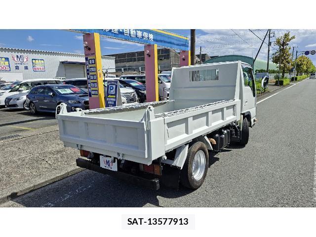 Isuzu ELF TRUCK 2012-05 8548530-19
